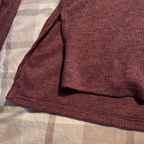 SO Long Sleeves - Picture 2 of 4